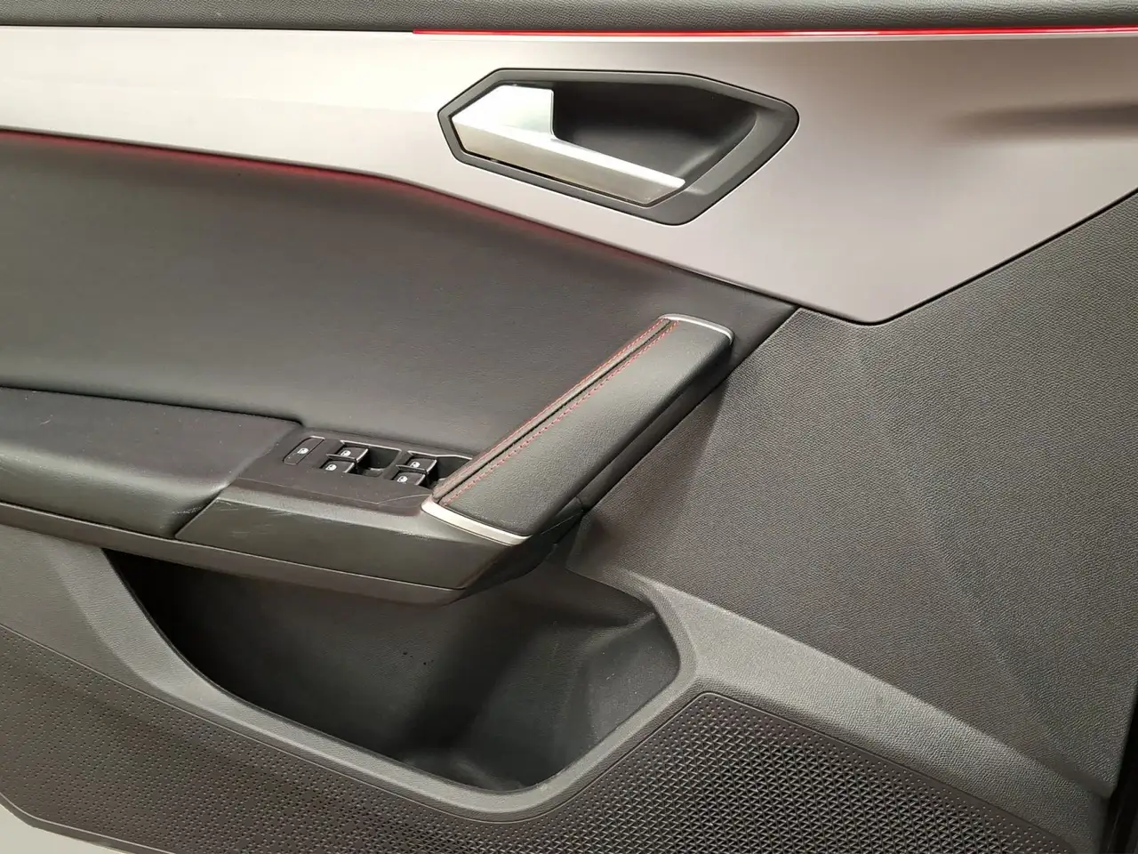 SEAT Leon FR, миниатюра 12