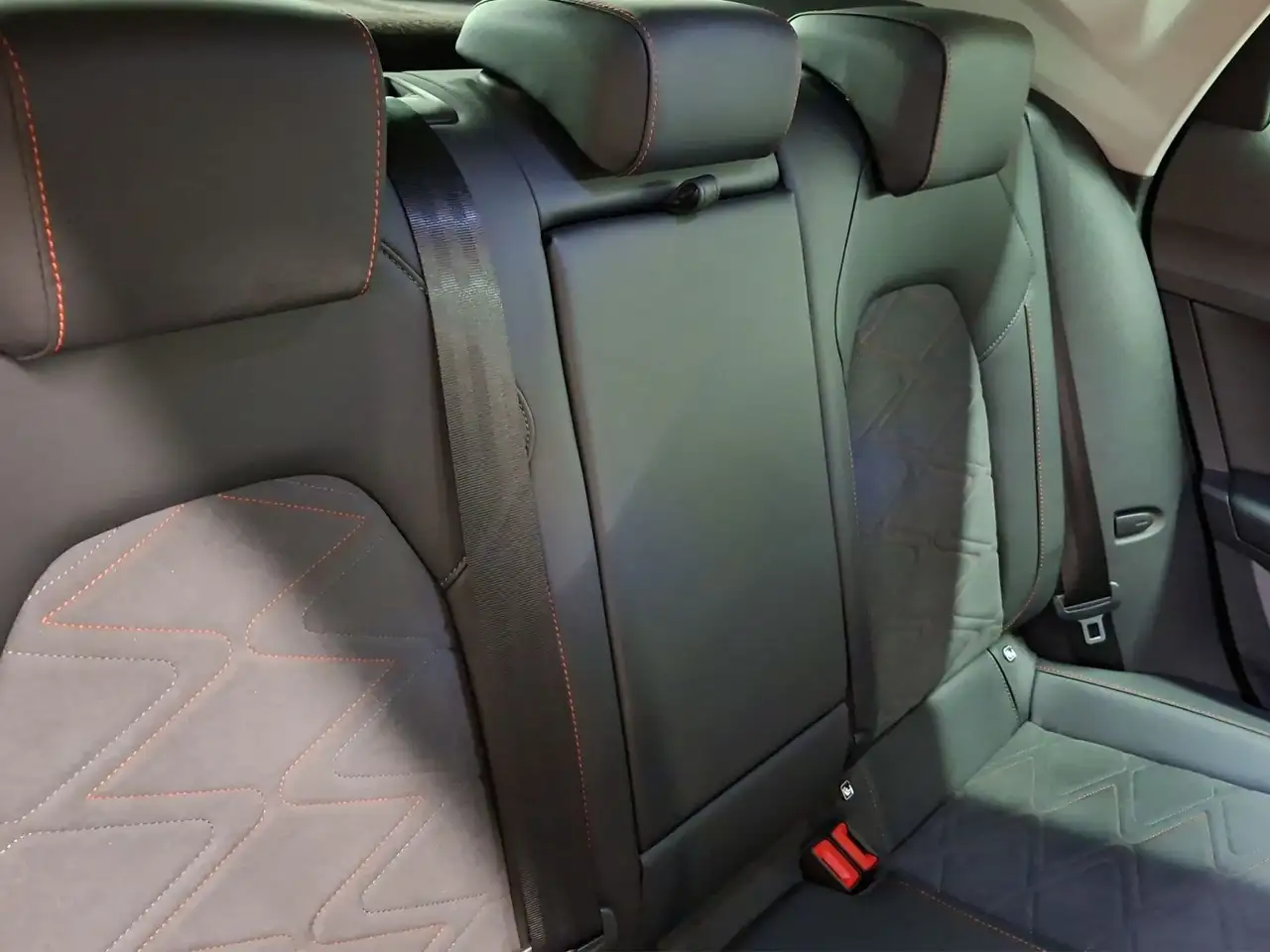 SEAT Leon FR, миниатюра 18