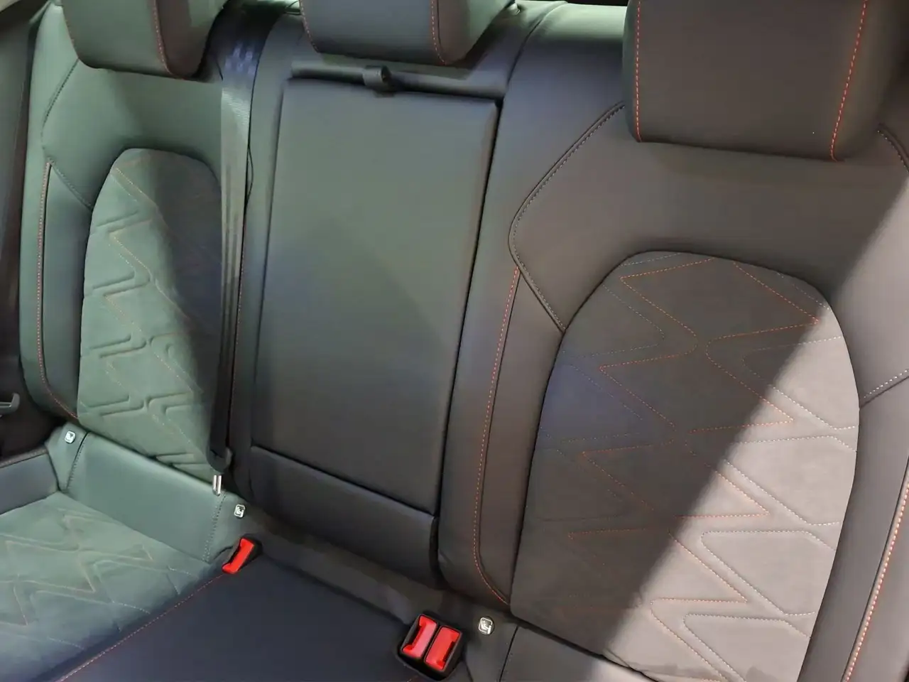 SEAT Leon FR, миниатюра 14