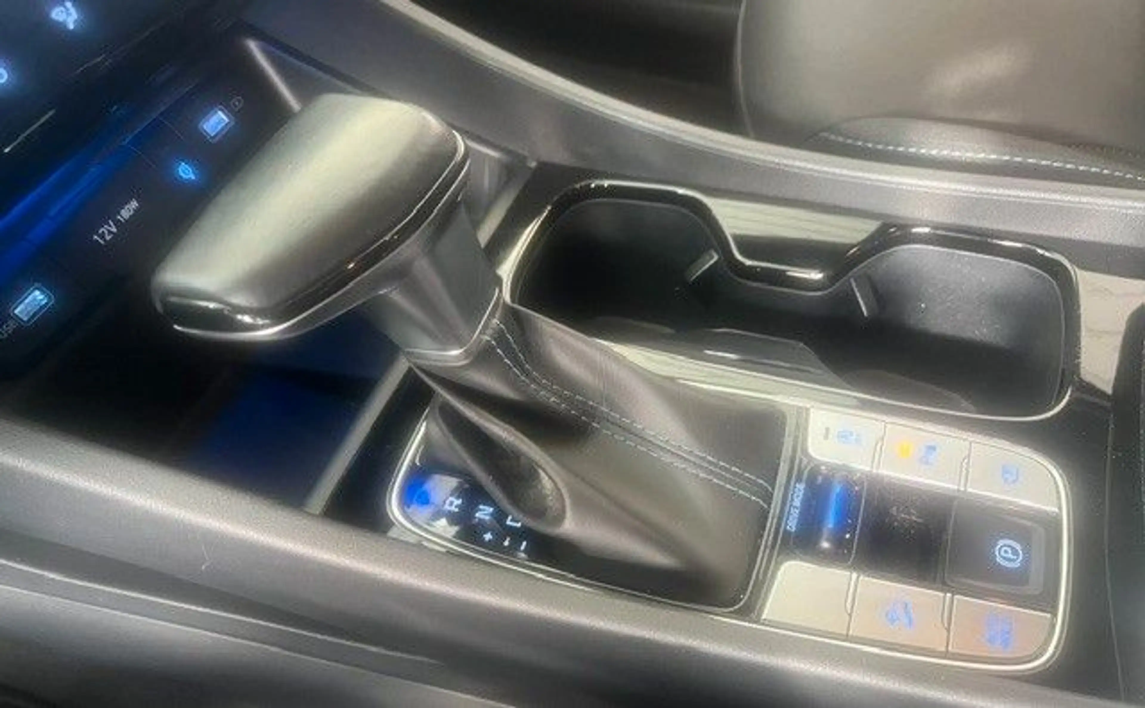 Hyundai TUCSON Edition 30+ Mild-Hybrid 2WD Automatic — photo 12