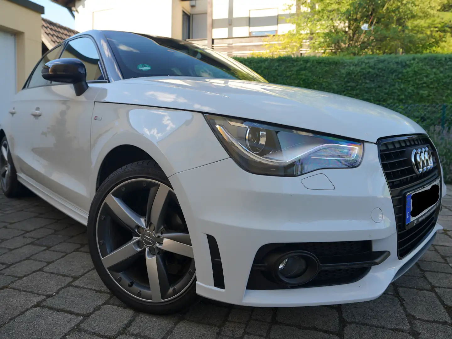 Audi A1 A1 1.2 TFSI Sportback Ambition Alb - 2