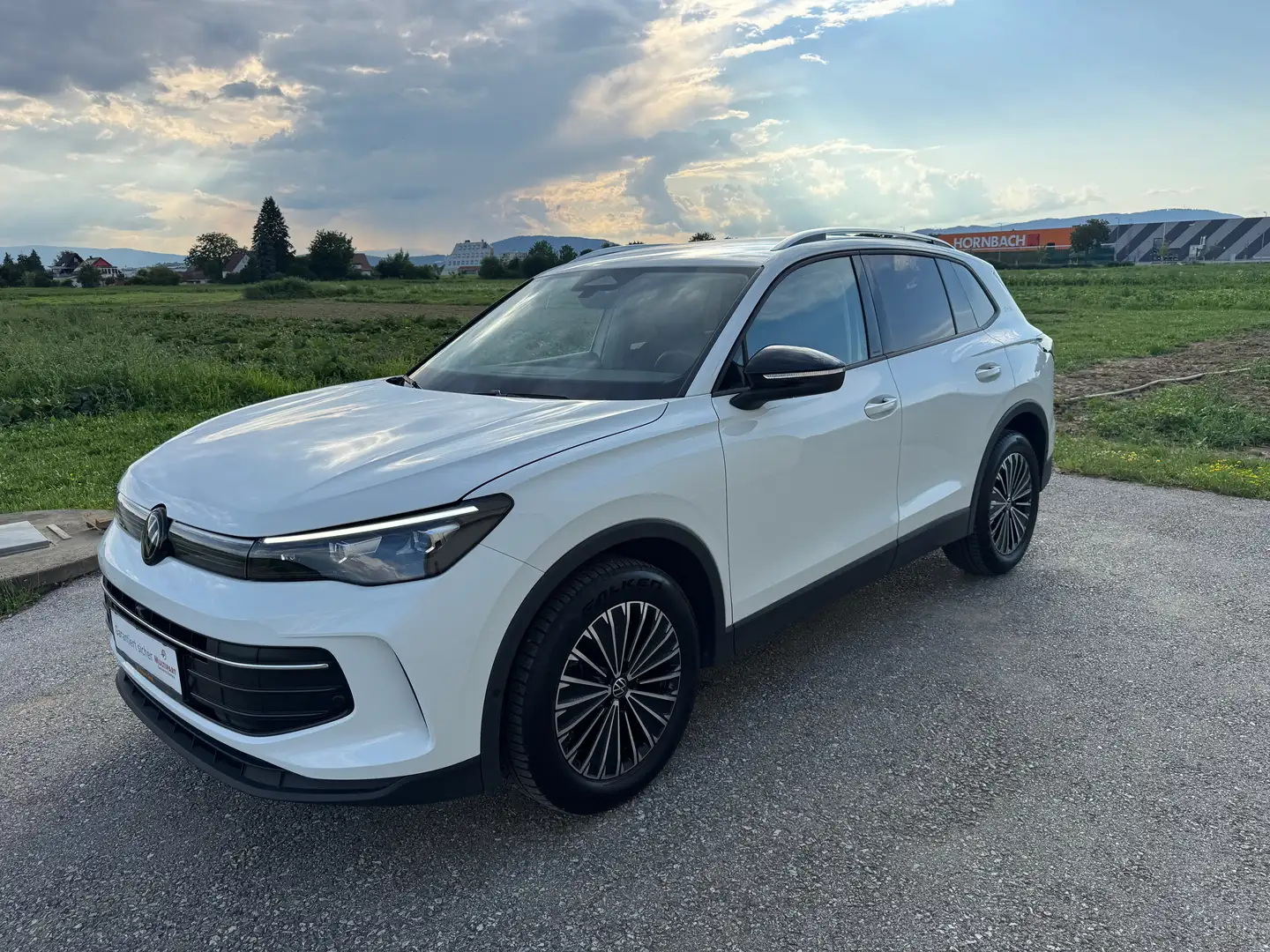 Volkswagen Tiguan 1,5 eTSI ACT Life DSG *GOAL: LED Plus; NAVI; SHZ* Weiß - 1