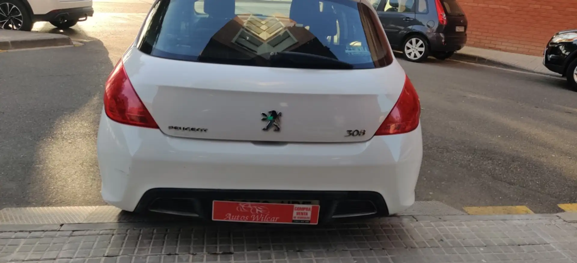 Peugeot 308 1.4 VTi Access Blanc - 2