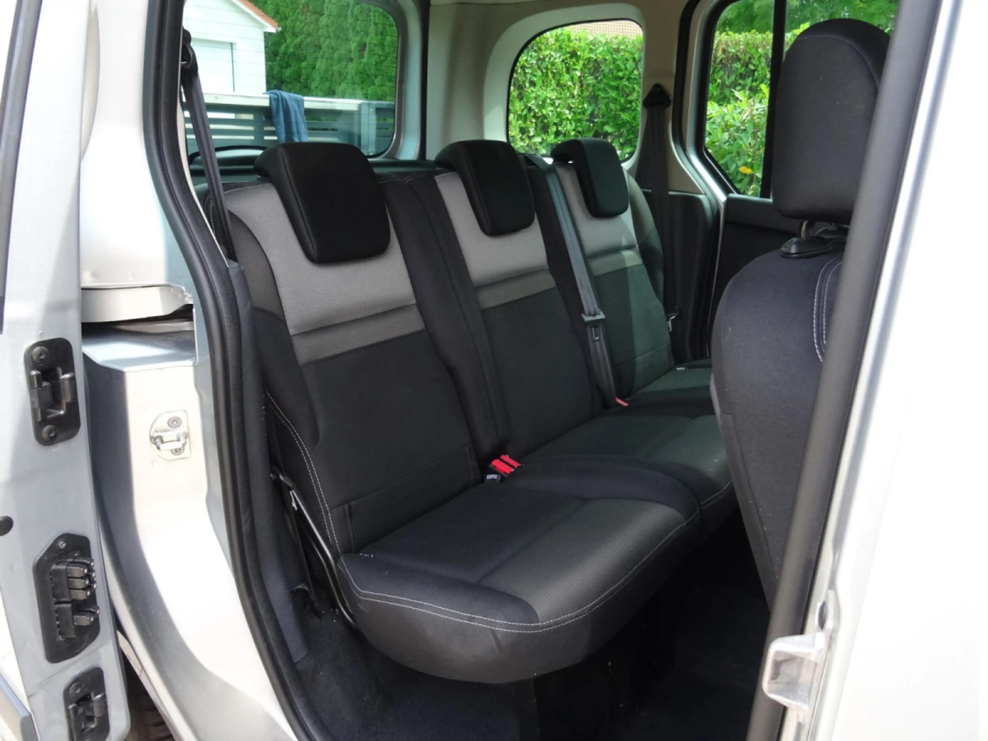 Renault Kangoo 1.5 dCi 116CV LIMITED — photo 13