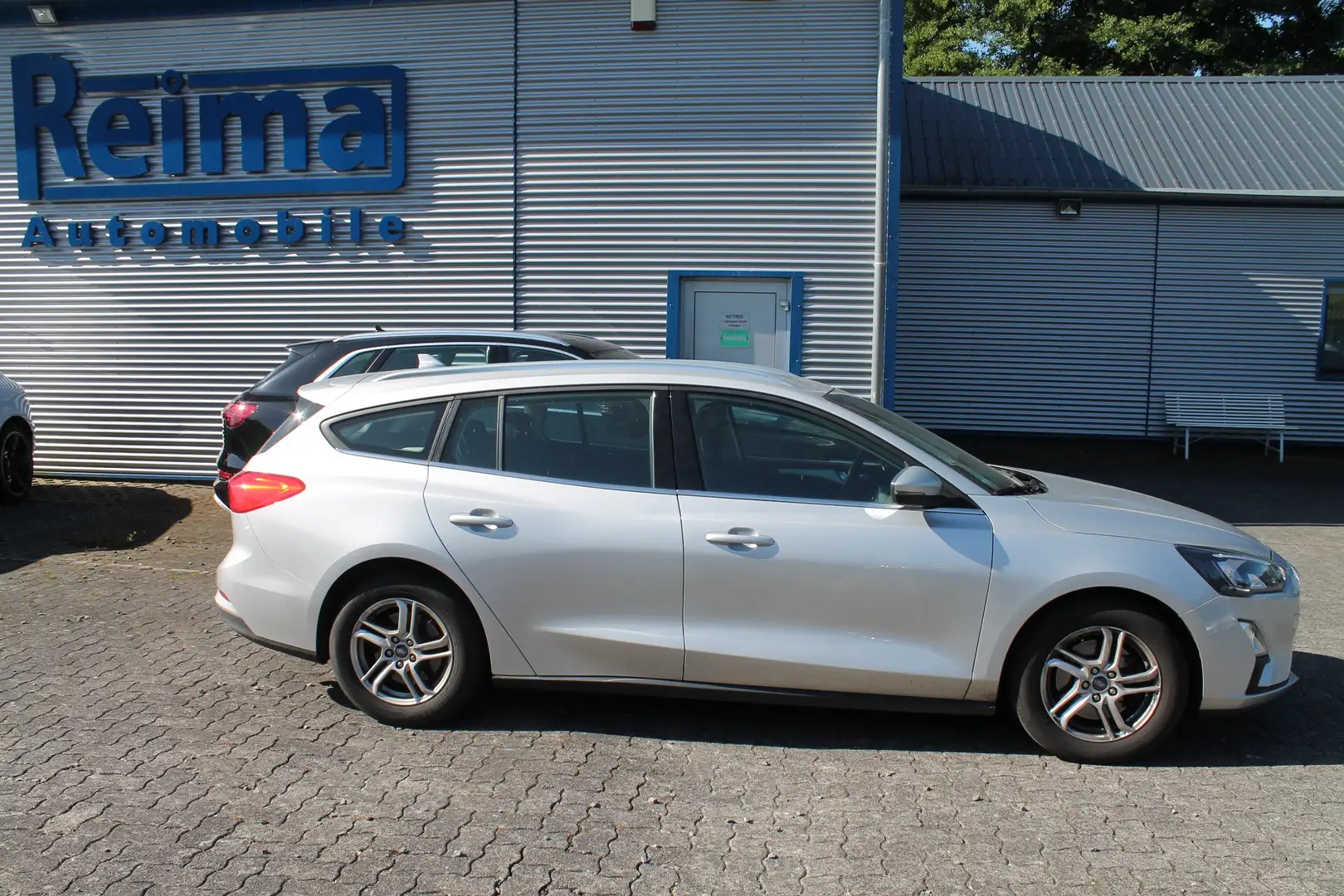 Ford Focus 1,5 D Tounier , LED, Winterpaket, Kamera Silver - 2