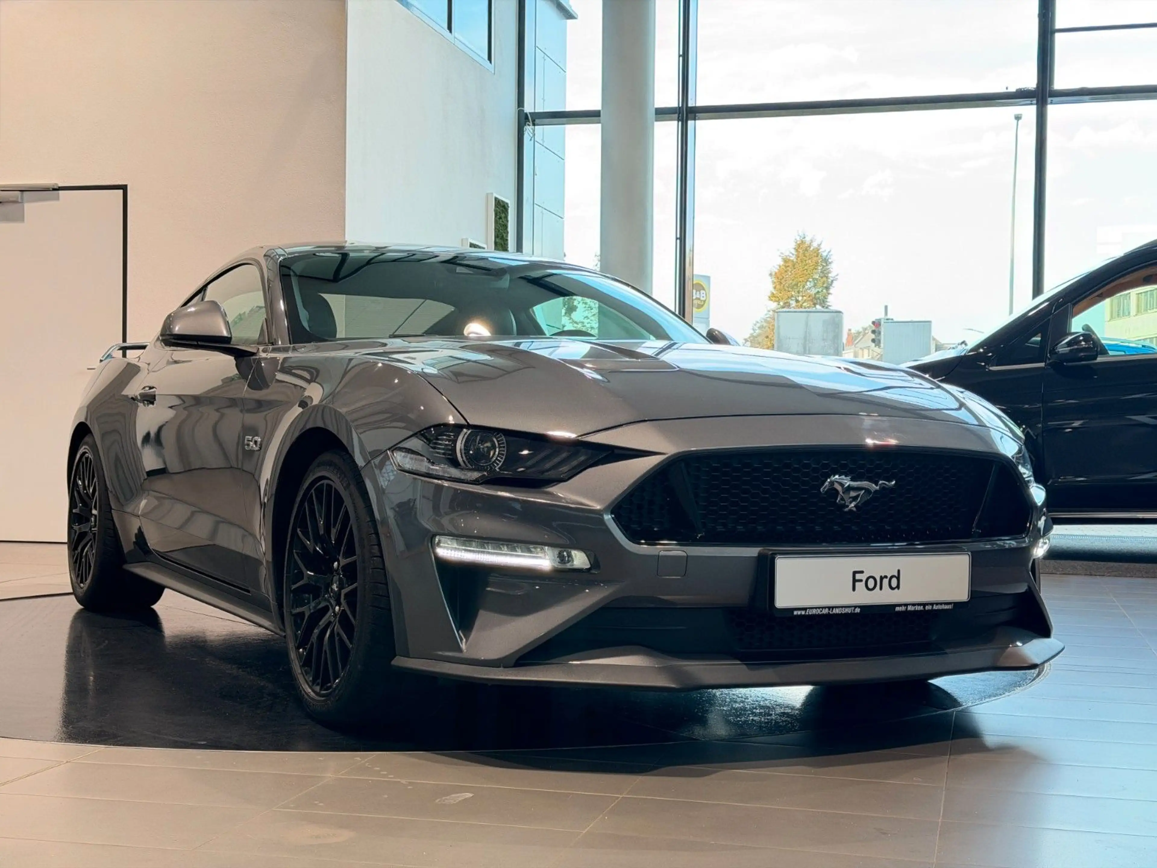 Ford Mustang 5.0 Ti-VCT V8 Fastback GT Navi Sbel B&O — photo 3