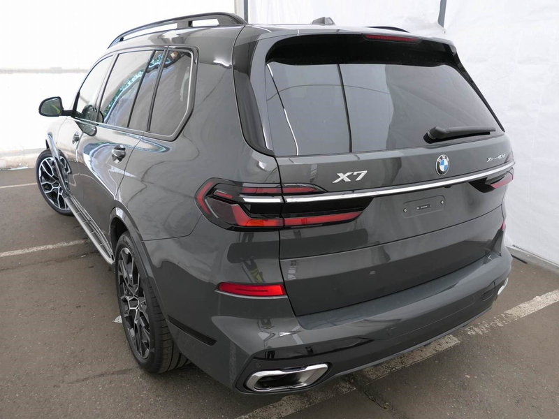BMW X7 xDrive40d M Sport 22" ExecutiveDrive / Sitze — photo 6