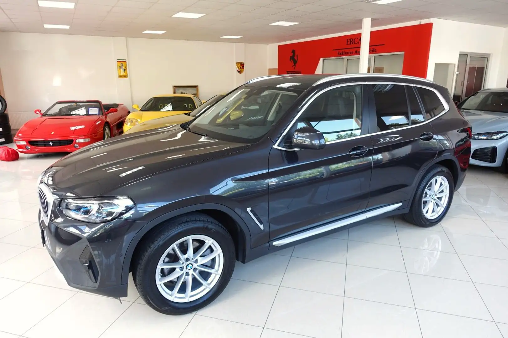 BMW X3 20d xDrive / Laser / VirtCo. / DrAss. / Cam / Grigio - 2
