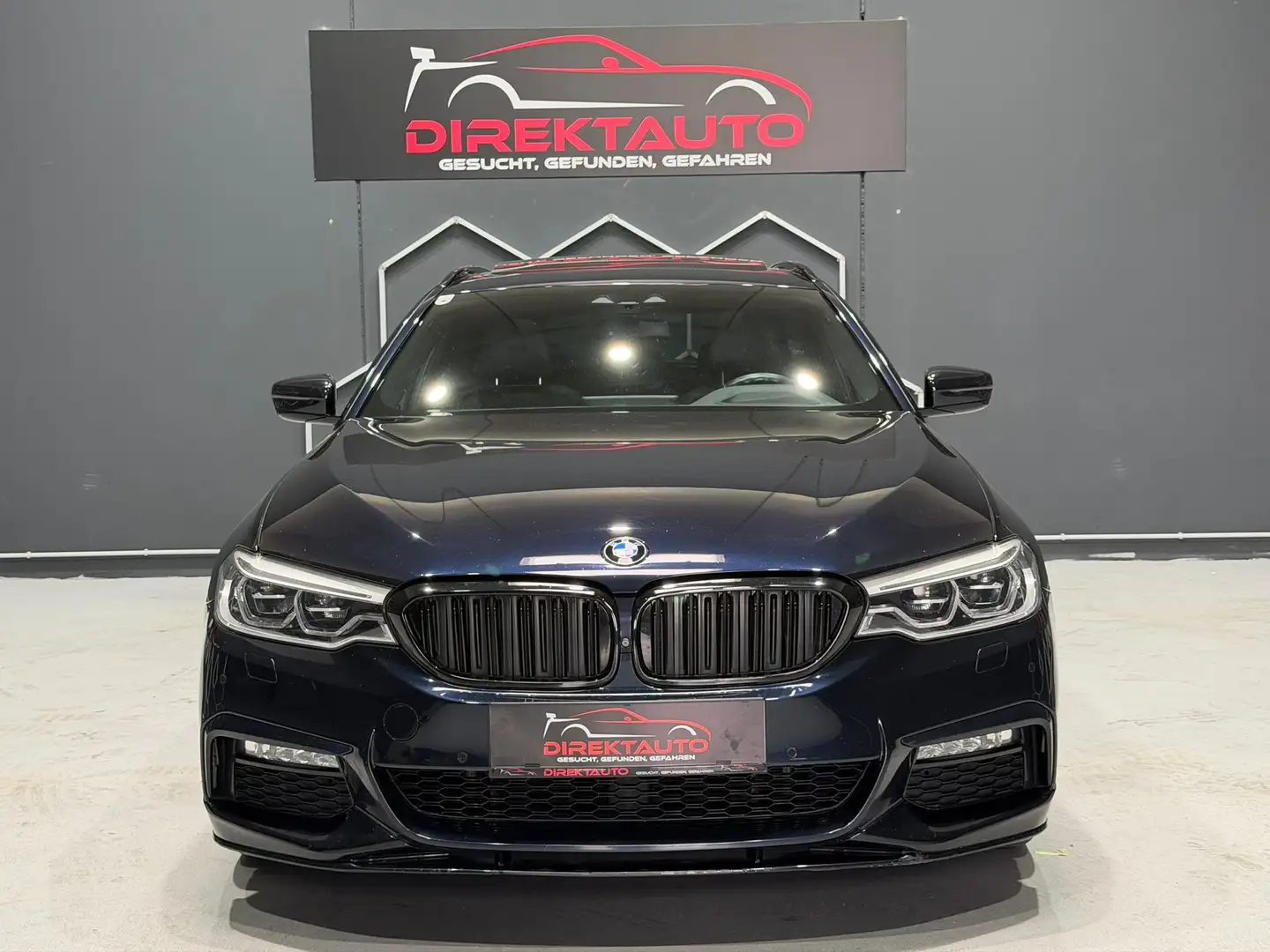 BMW 540 540 i xDrive M Sport*Softclose*Park AssistantPlus* Schwarz - 2