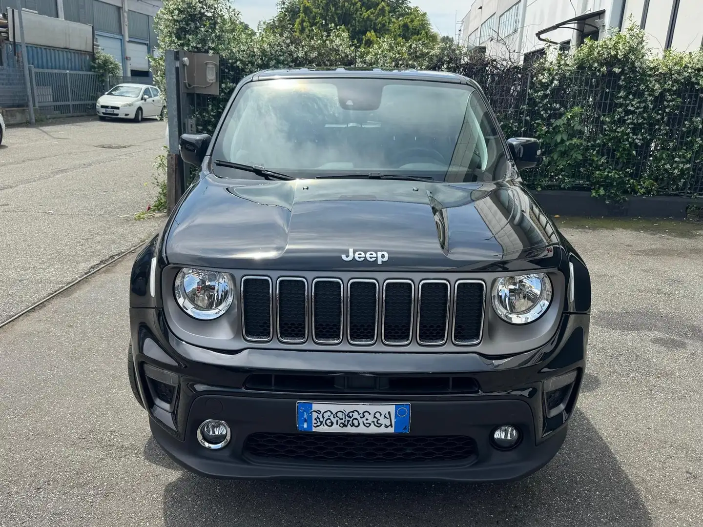 Jeep Renegade 1.0 t3 Longitude Schwarz - 2