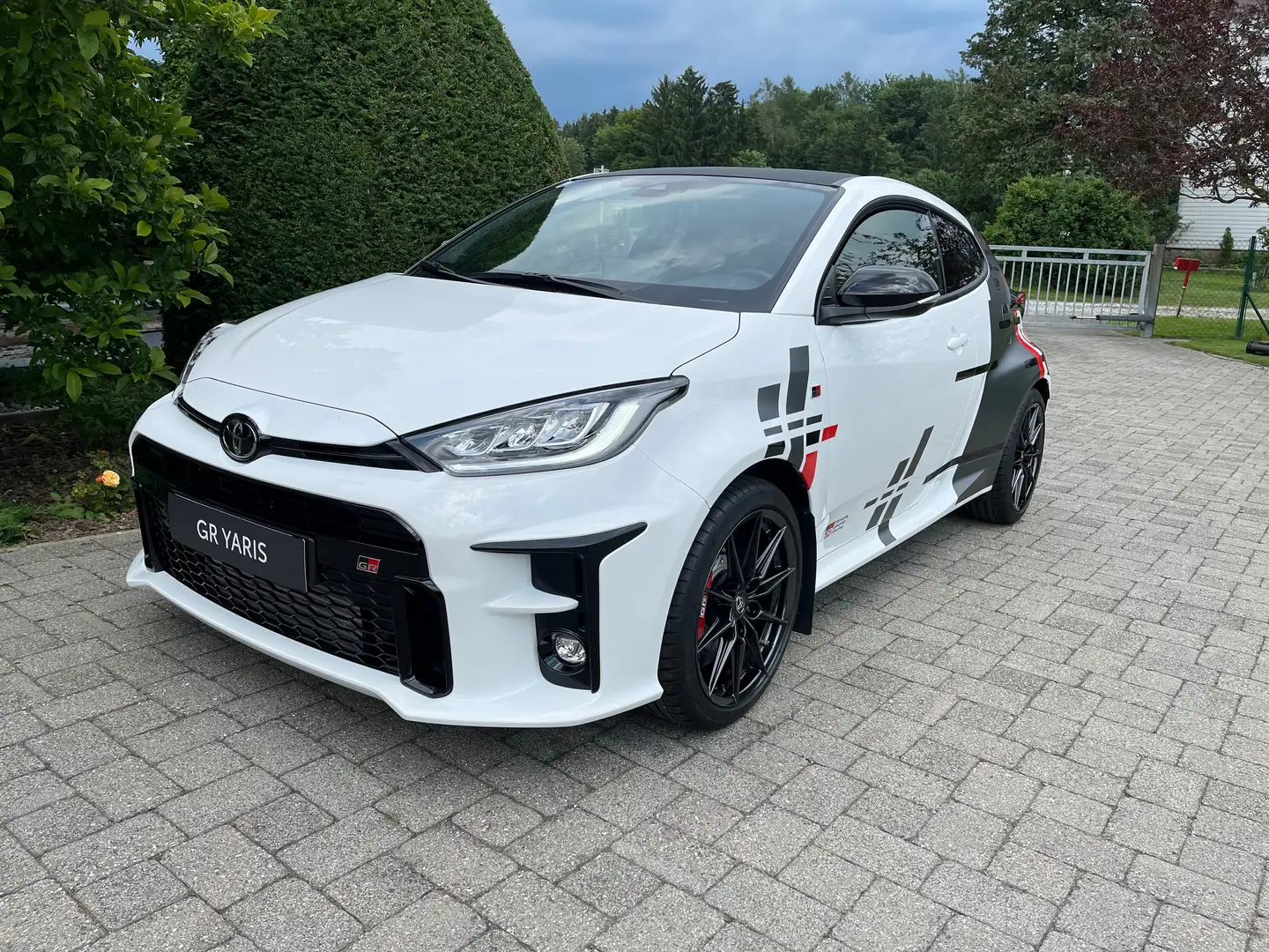 Toyota Yaris Yaris 1,6 Turbo GR High Performance GR High Performance Weiß - 1