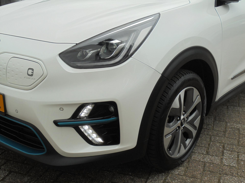 Kia e-Niro E-NIRO EXECUTIVELINE 64KWh 455KM RANGE — photo 19