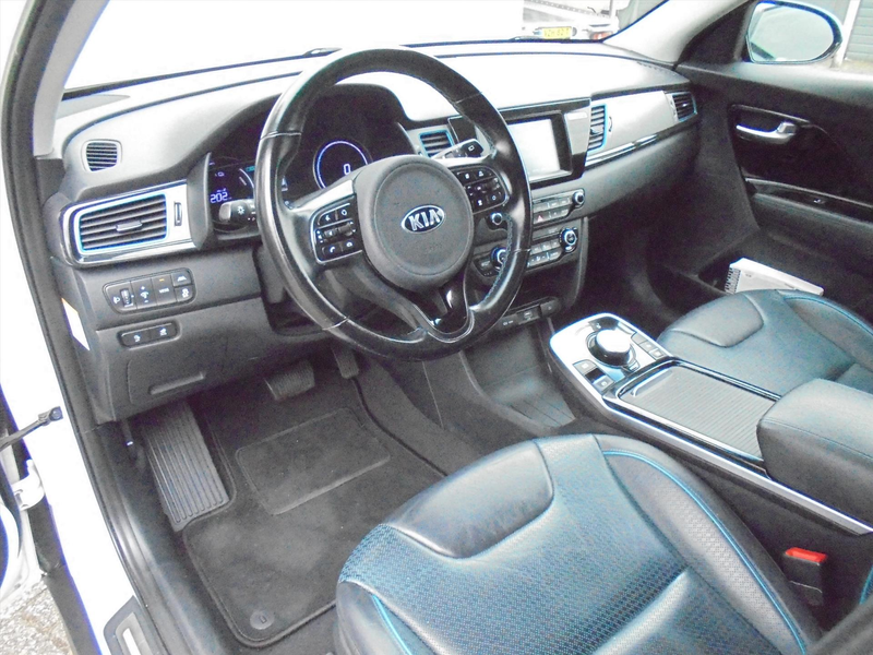 Kia e-Niro E-NIRO EXECUTIVELINE 64KWh 455KM RANGE — photo 25