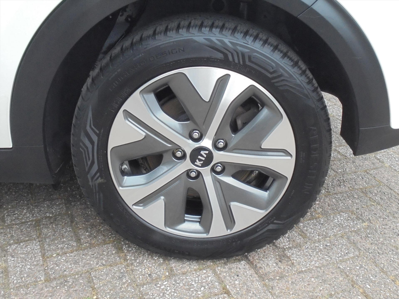 Kia e-Niro E-NIRO EXECUTIVELINE 64KWh 455KM RANGE — photo 14