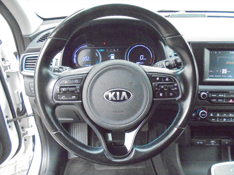 Kia e-Niro E-NIRO EXECUTIVELINE 64KWh 455KM RANGE — photo 29
