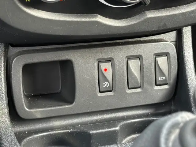 Dacia Duster view 23
