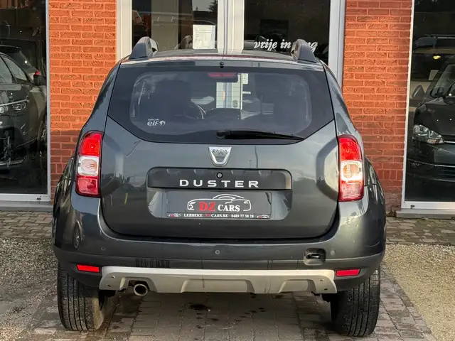 Dacia Duster view 8