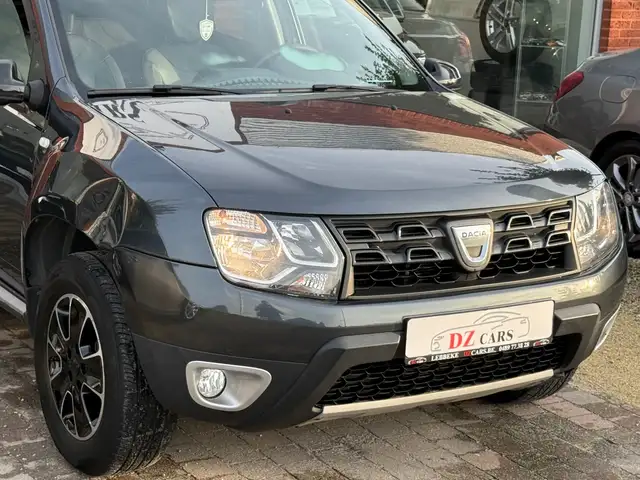 Dacia Duster view 6