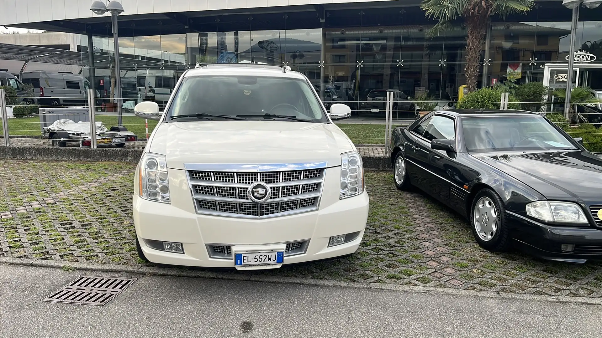 Cadillac Escalade 6.0 V8 hybrid Sp.Luxury auto - 2