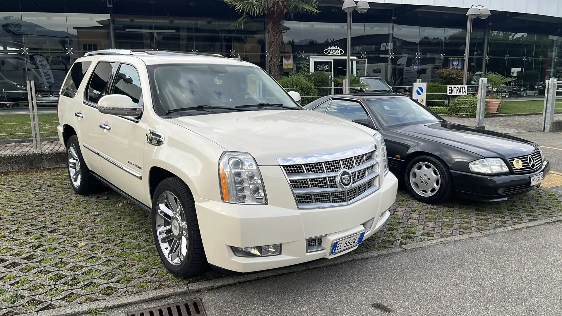 Cadillac Escalade 6.0 V8 hybrid Sp.Luxury auto - 1