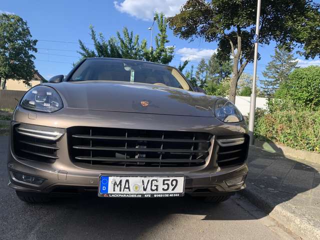Porsche Cayenne GTS