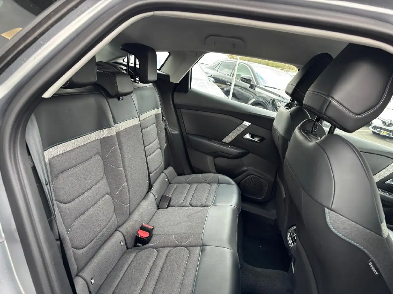 Citroen C4 Berline — photo 31