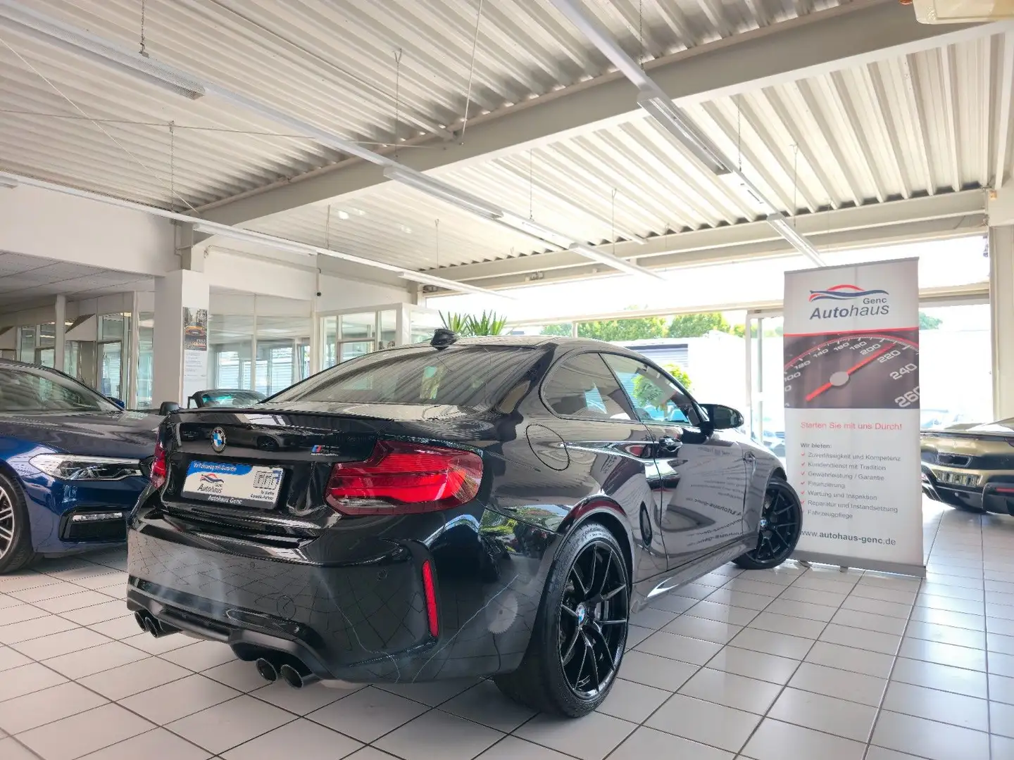 BMW M2 Coupe Competition "FUTURA" 1/500 Keyless LED Negru - 2