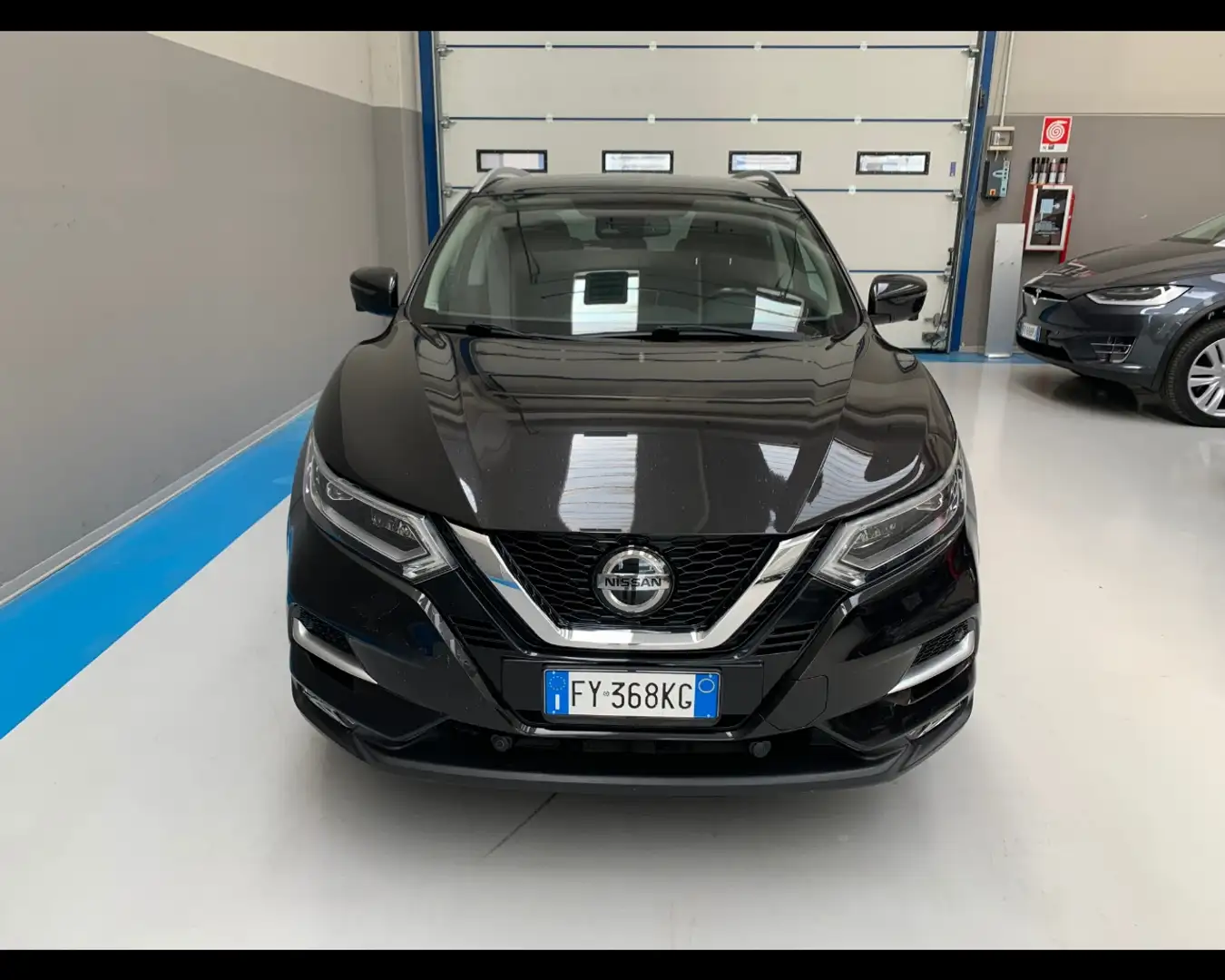 Nissan Qashqai 1.5 dCi N-Connecta Zwart - 2