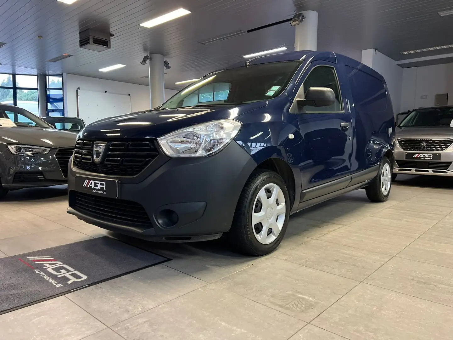 Dacia Dokker UTILITAIRE CAMERA DE RECUL GPS Bleu - 2