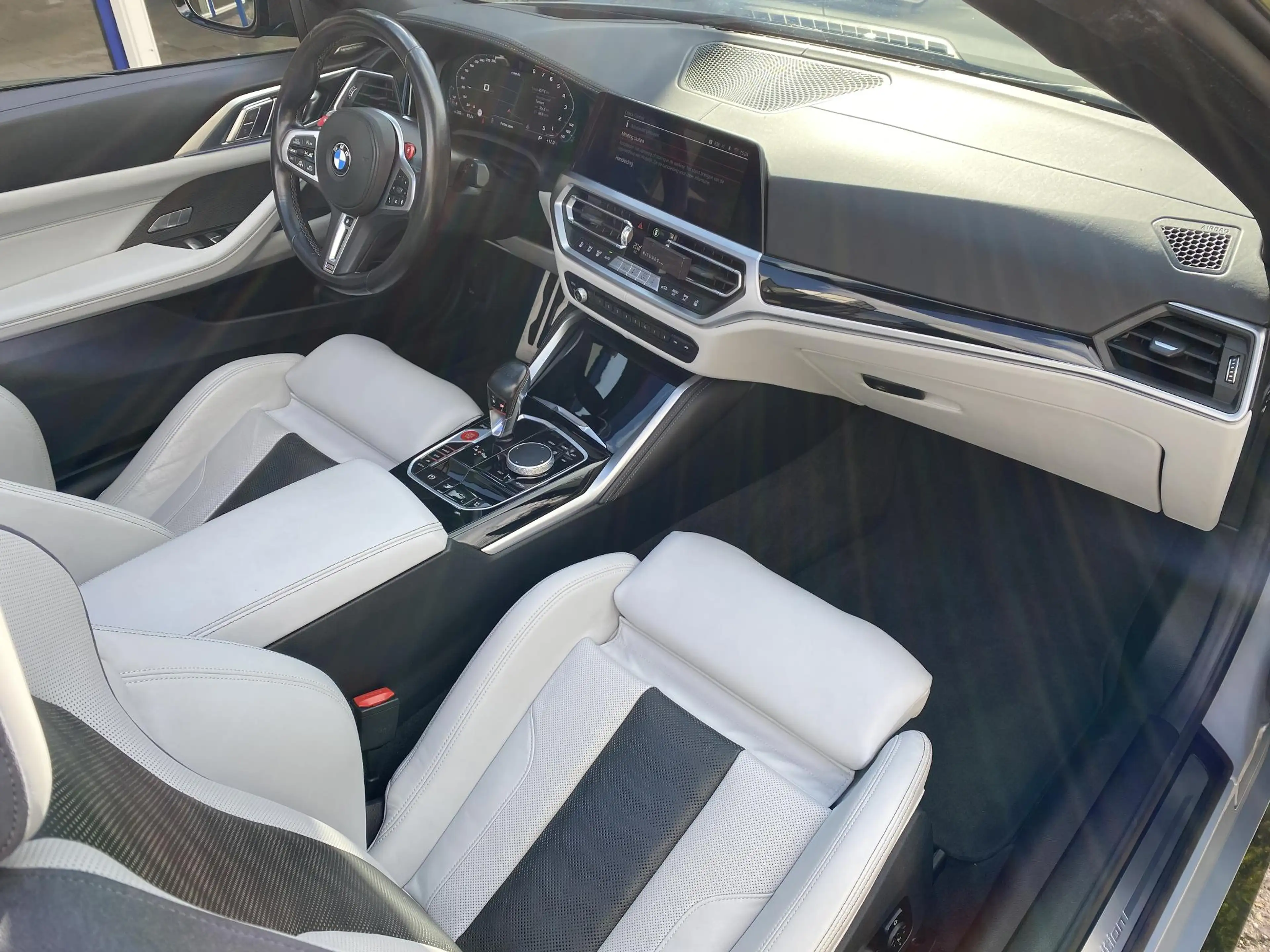 BMW M4 4-serie Cabrio xDrive Competition Stoel + Nek + St — photo 13
