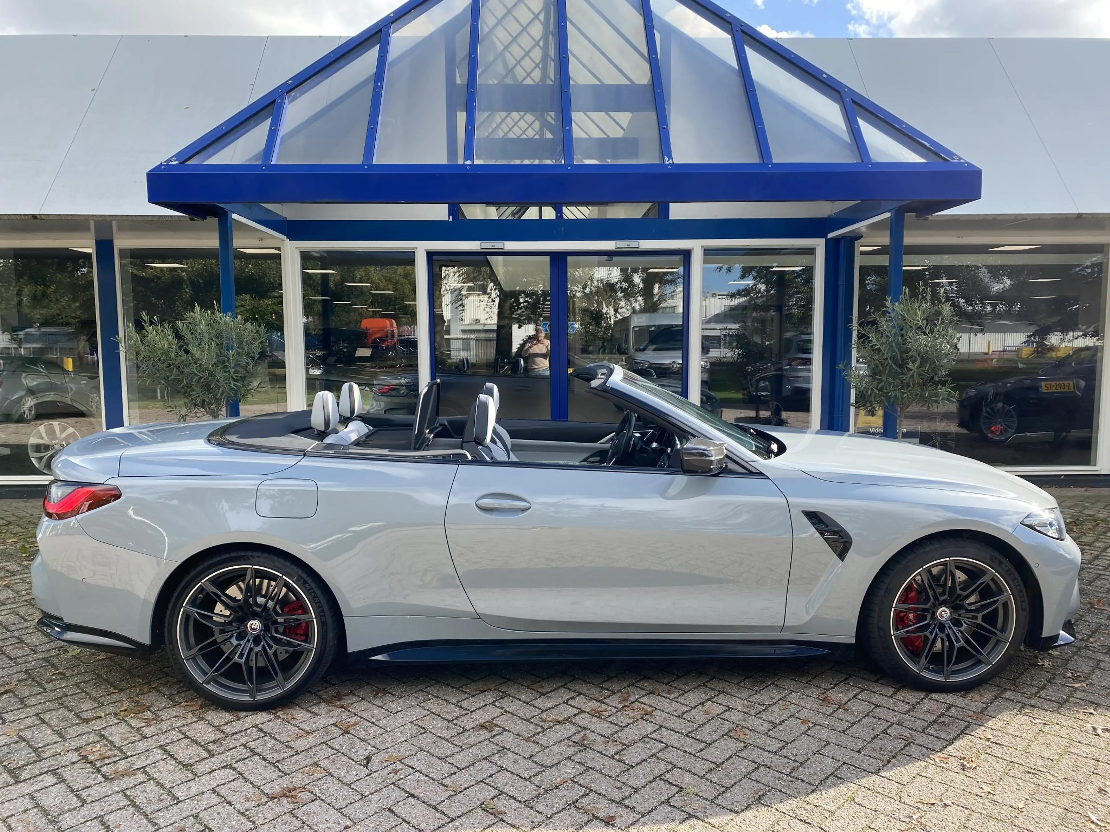BMW M4 4-serie Cabrio xDrive Competition Stoel + Nek + St — photo 6