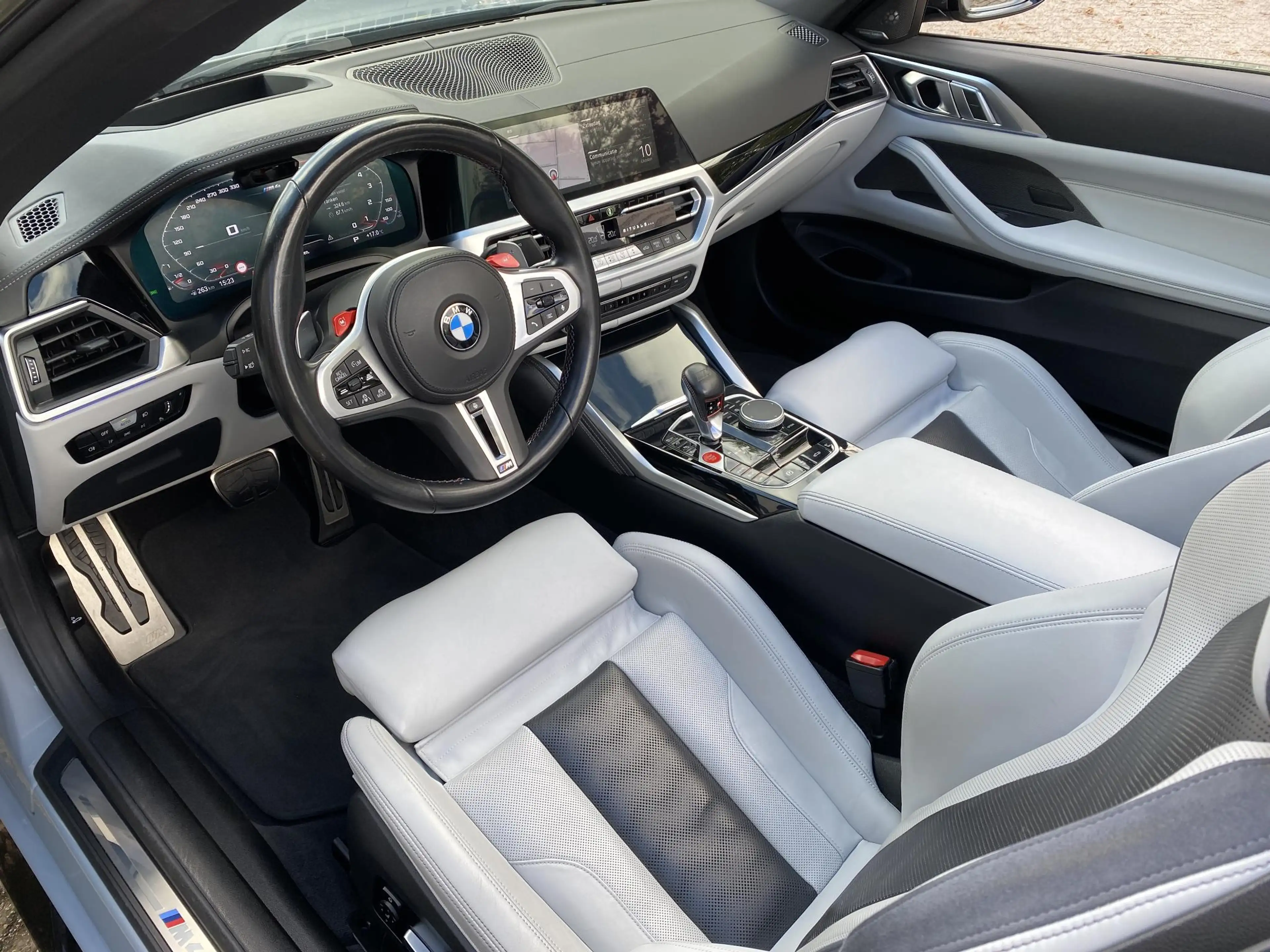 BMW M4 4-serie Cabrio xDrive Competition Stoel + Nek + St — photo 12