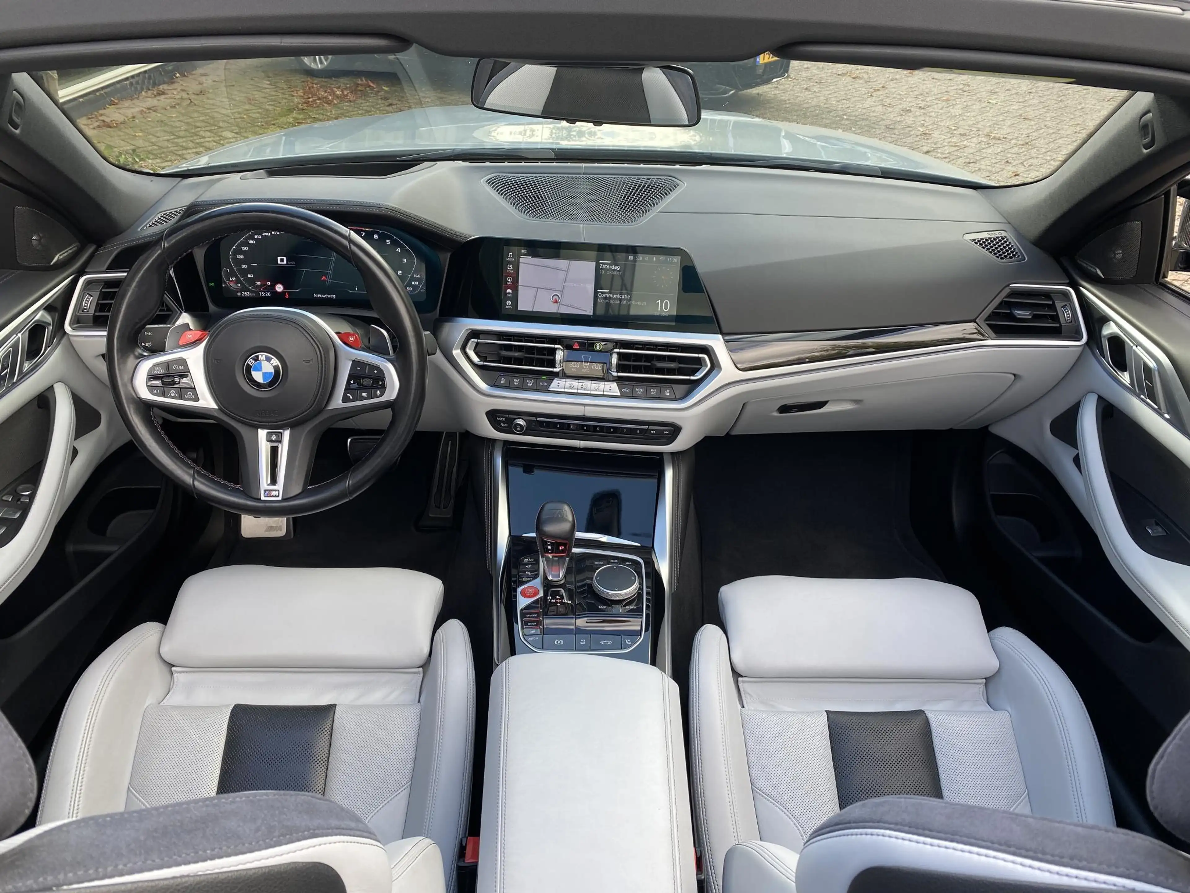 BMW M4 4-serie Cabrio xDrive Competition Stoel + Nek + St — photo 3