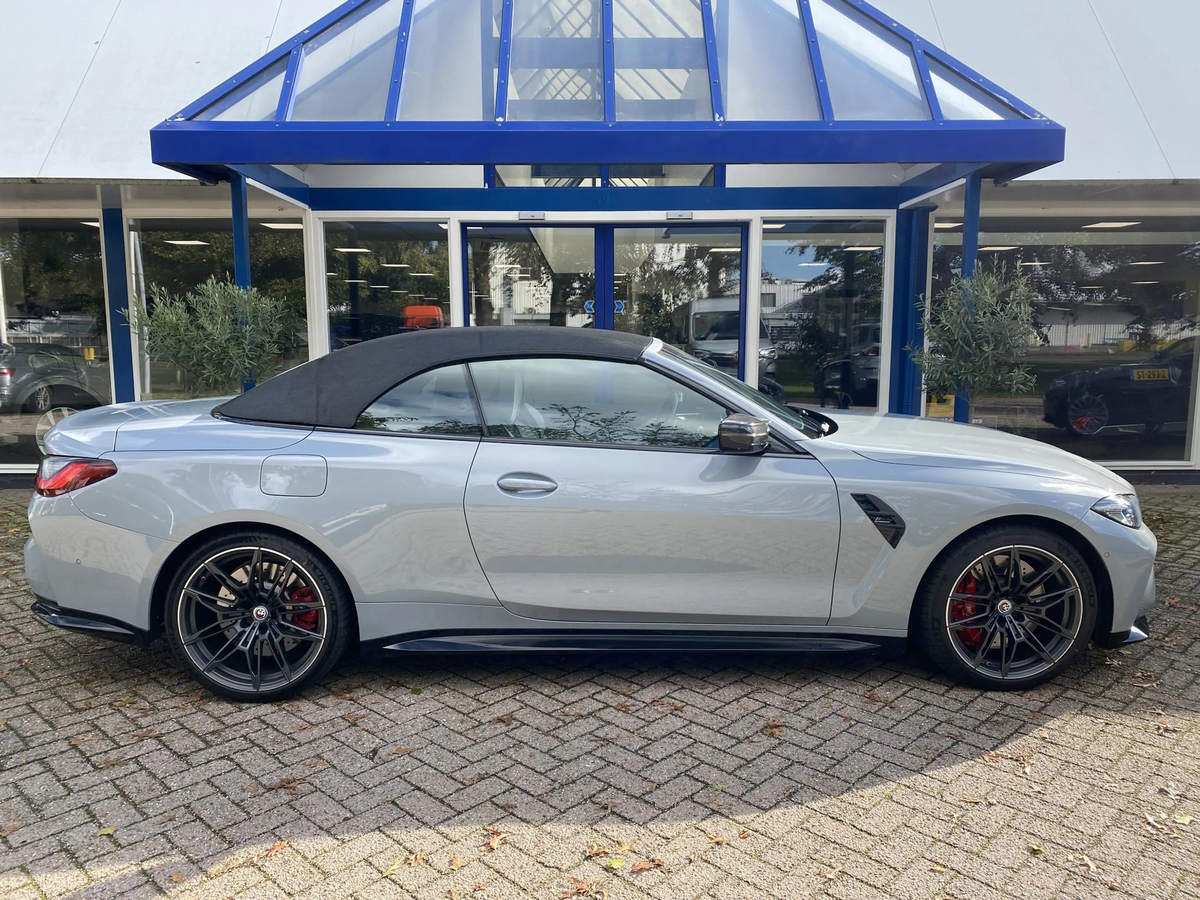 BMW M4 4-serie Cabrio xDrive Competition Stoel + Nek + St — photo 5