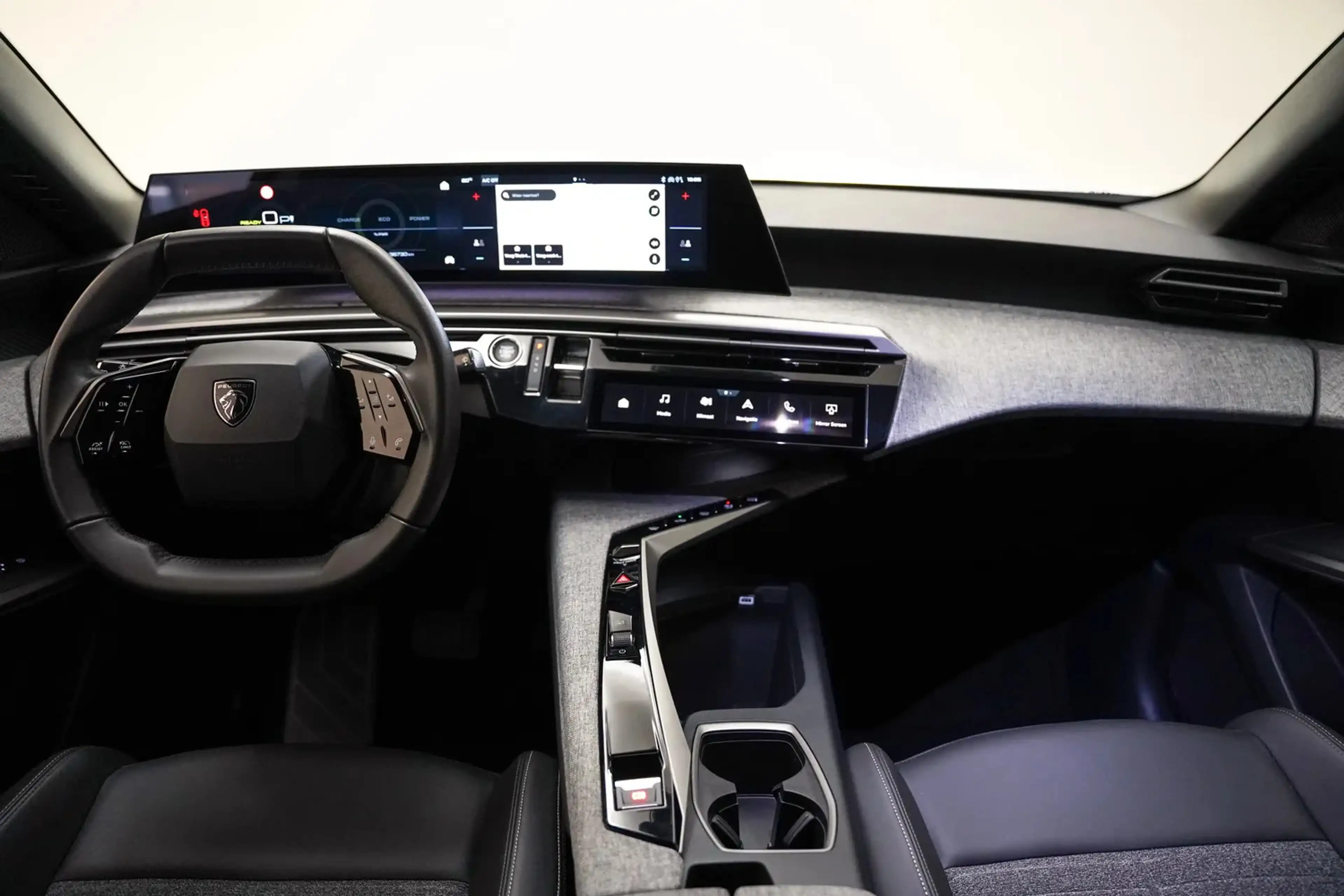 Peugeot 3008 e-3008 Allure Avantage 210 73 kWh [ Navi Apple/And — photo 4