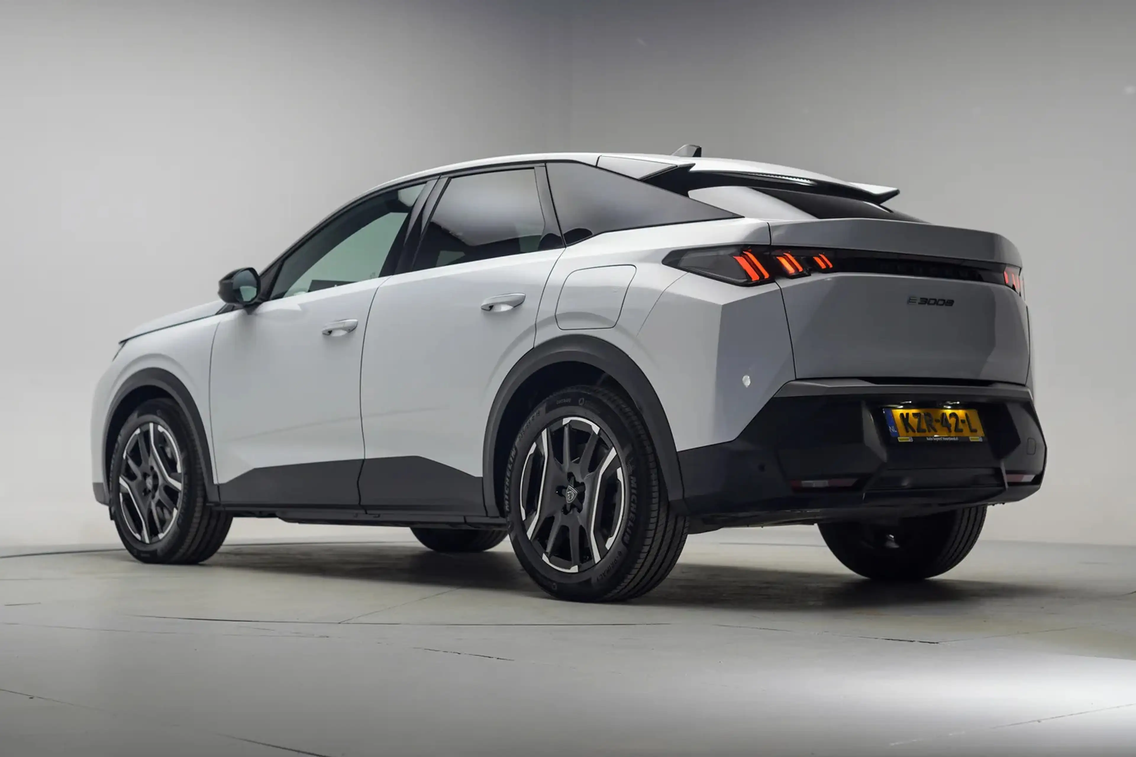 Peugeot 3008 e-3008 Allure Avantage 210 73 kWh [ Navi Apple/And — photo 3