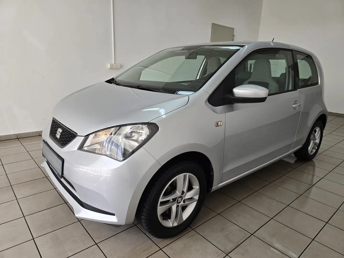 SEAT Mii 4You White Klima Alufelgen 1.Hand Garantie Grau - 1