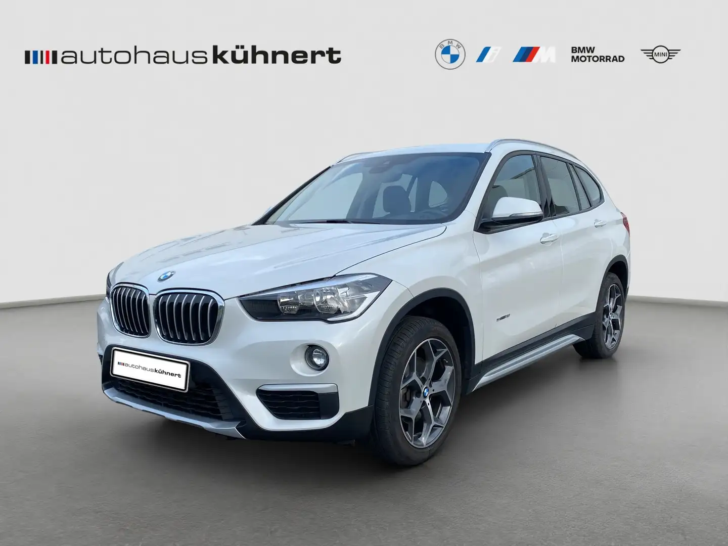 BMW X1 sDrive18i xLine 1. Hand Temp. Blanc - 1