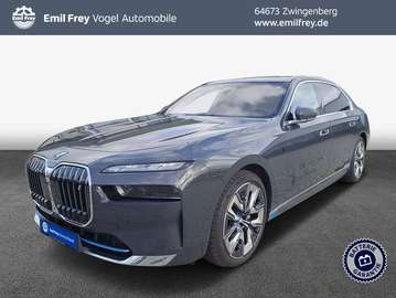 60 xDrive Design Pure Excellence AHK* Pano*