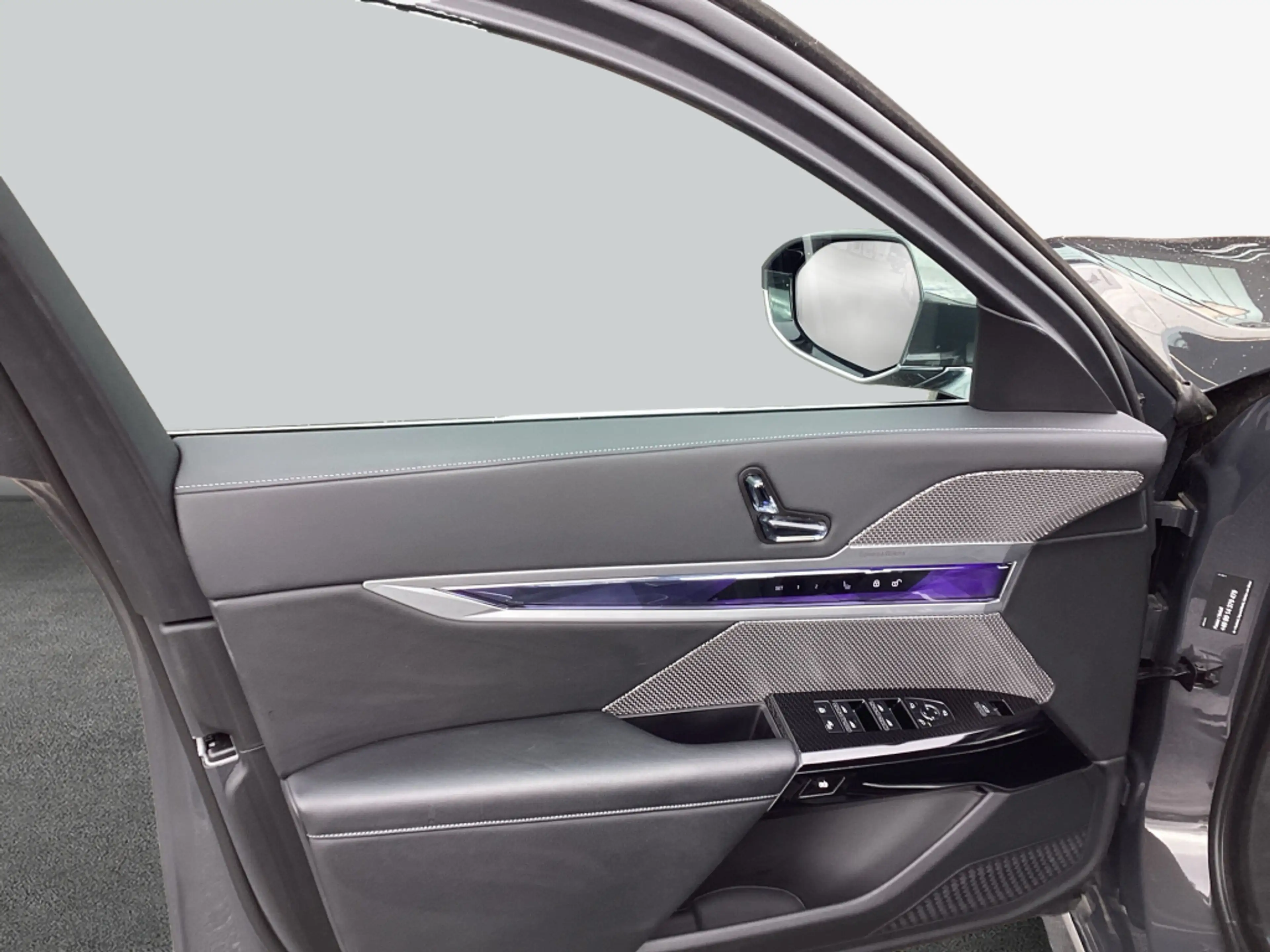 BMW i7 60 xDrive Design Pure Excellence AHK* Pano* — photo 21