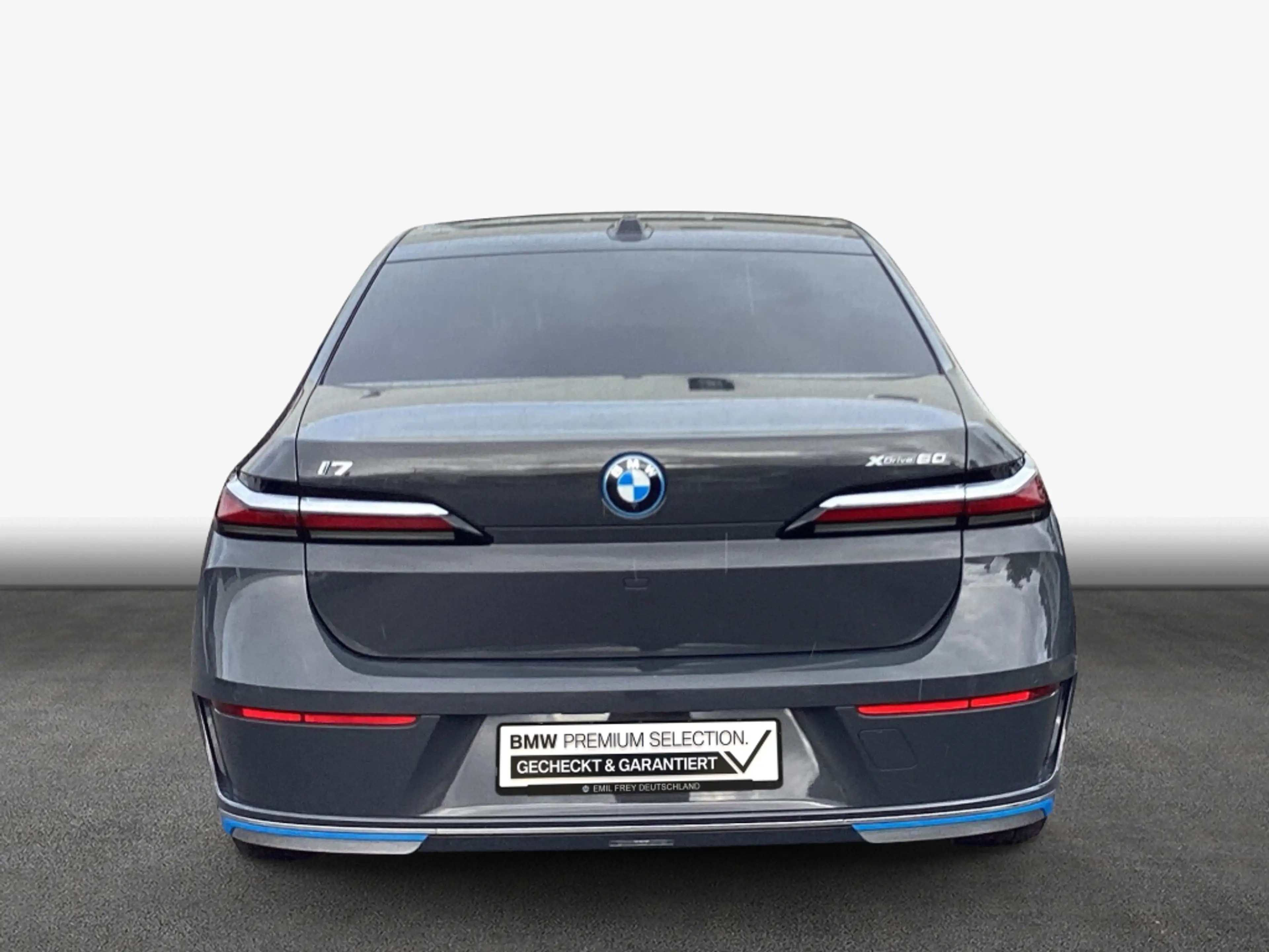 BMW i7 60 xDrive Design Pure Excellence AHK* Pano* — photo 6