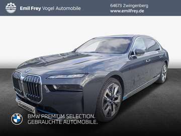 xDrive60 Design Pure Excellence AHK* Pano*