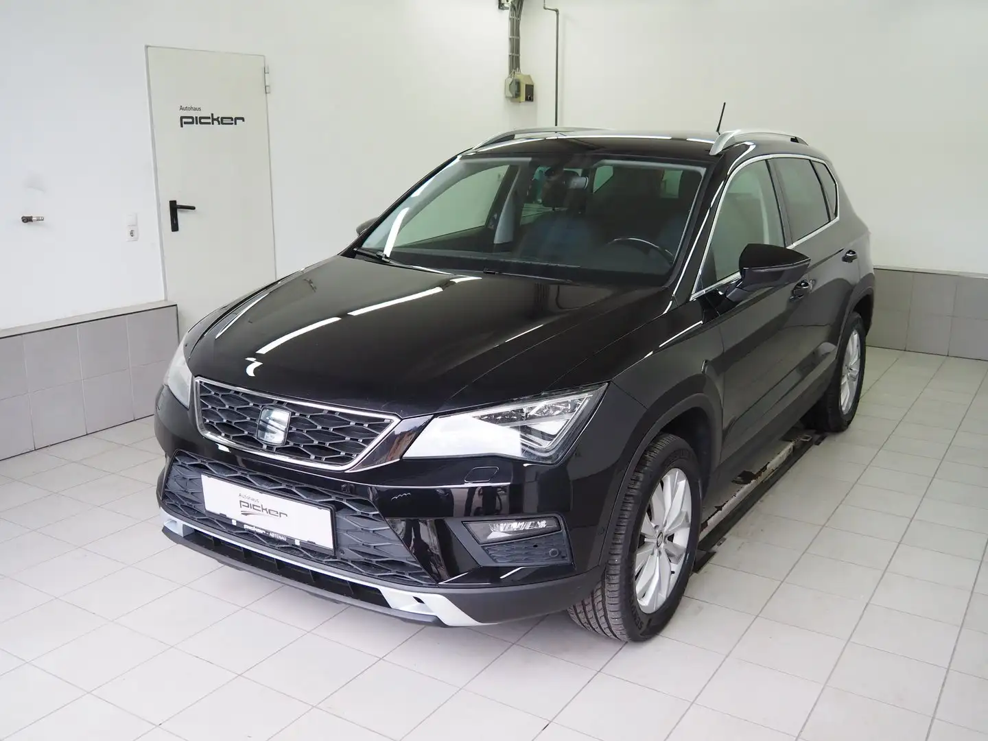 SEAT Ateca Style 2.0 TDI 4Drive Schwarz - 1