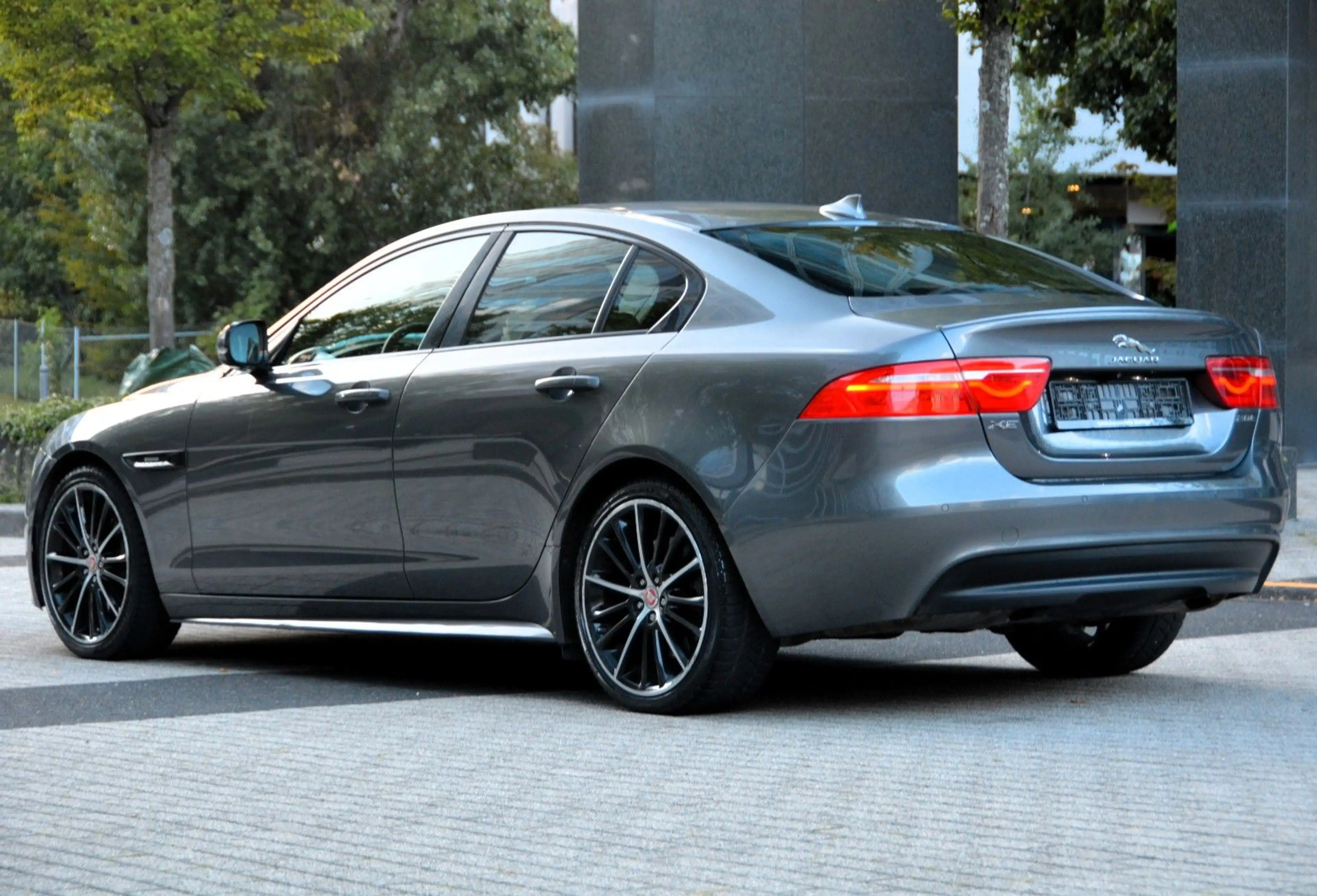 Jaguar XE R-Sport| 2.HAND| BI-XENON| KAMERA| LEDER| SZH — photo 7