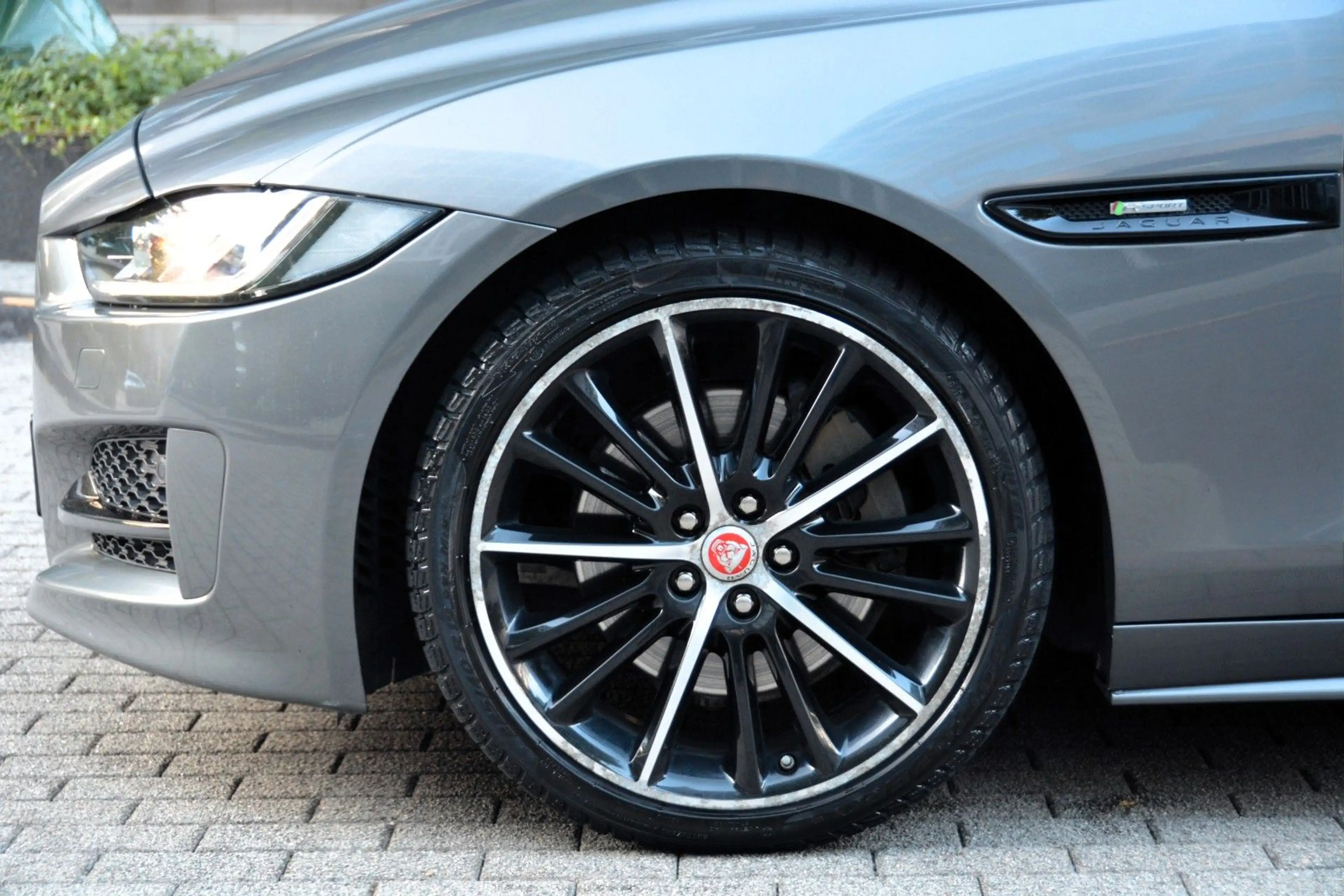 Jaguar XE R-Sport| 2.HAND| BI-XENON| KAMERA| LEDER| SZH — photo 10