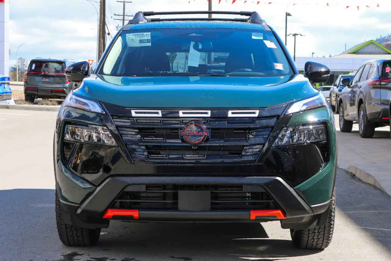 Nissan Rogue снимка Nissan Rogue
