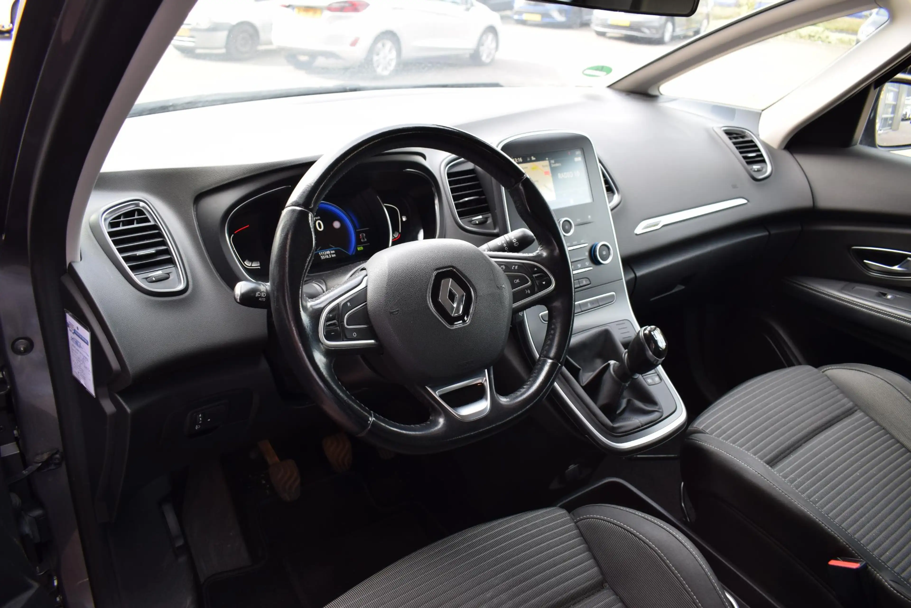 Renault Grand Scenic 1.2 TCe Zen 7p. | Apple CarPlay | Keyless | Cruise — photo 4