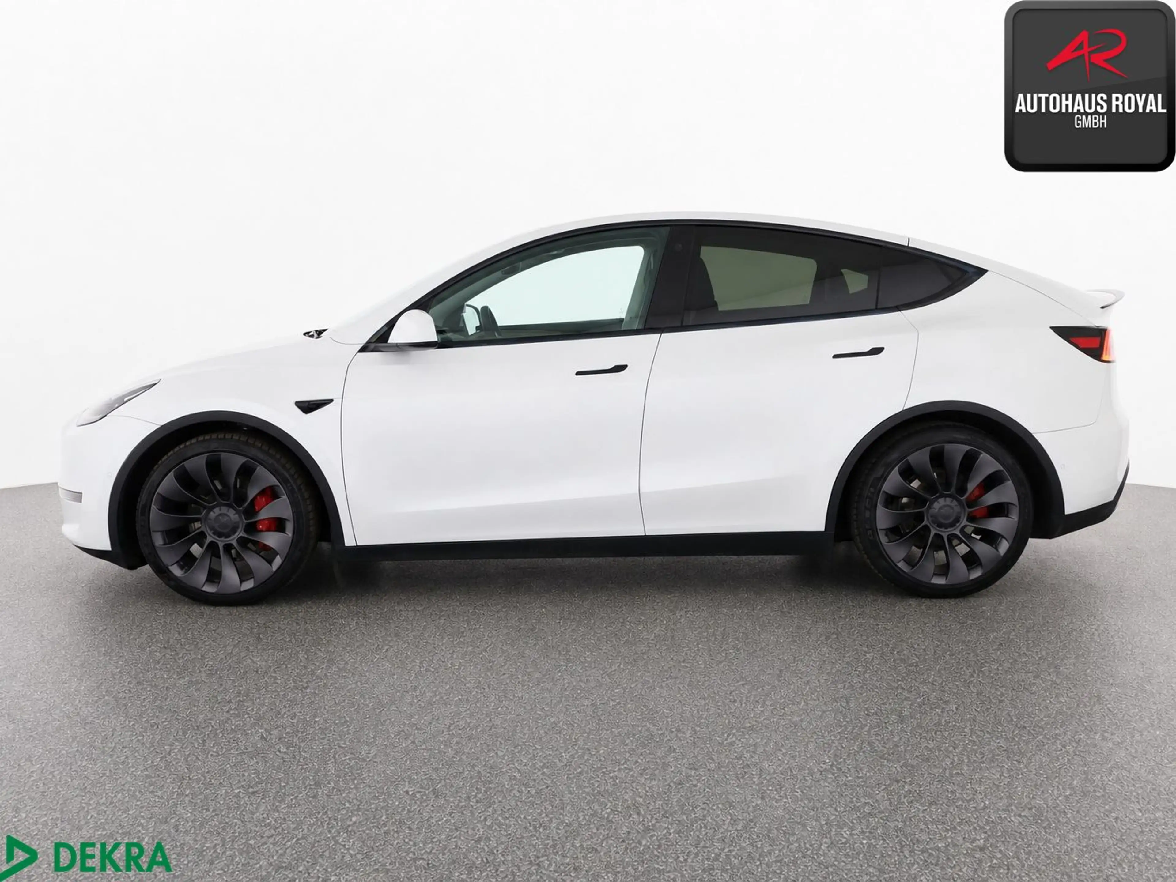 Tesla Model Y PERFORMANCE Dual Motor AWD PANO,360GRAD — photo 2