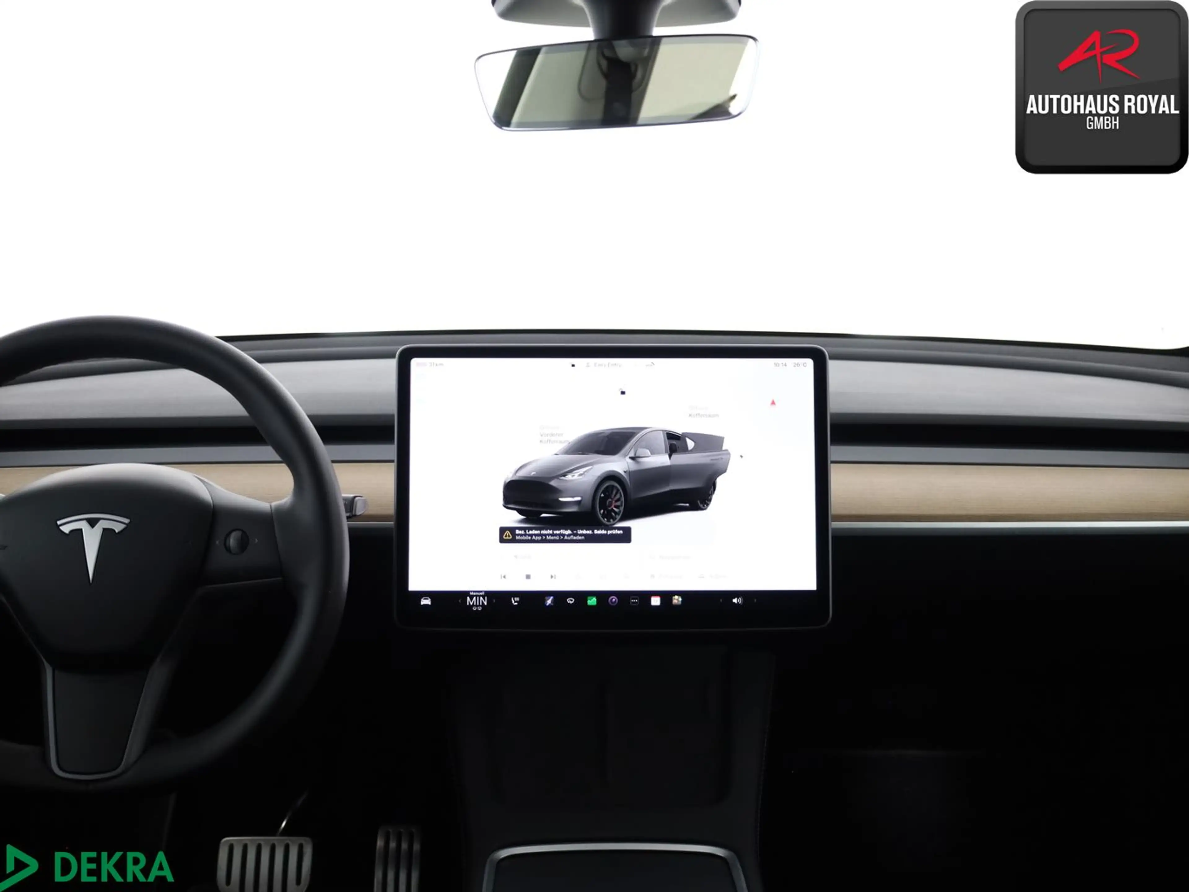 Tesla Model Y PERFORMANCE Dual Motor AWD PANO,360GRAD — photo 9