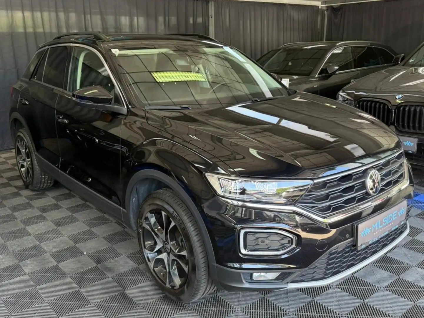 Volkswagen T-Roc ACC,AMBIENTE,CARPLAY,VIRTUAL,RFK Schwarz - 1